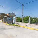 Olivea 4 أخارافي